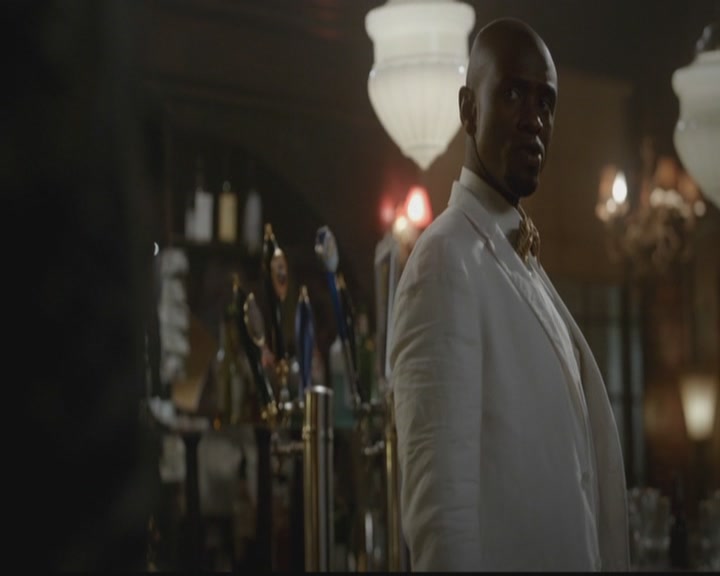 VampireDiariesWorld-dot-org_TheOriginals1x12DanceBackFromTheGrave1602.jpg