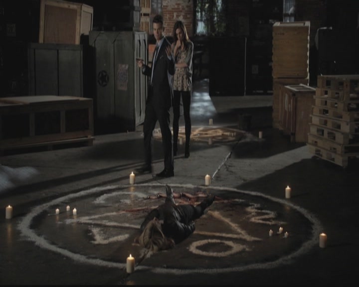 VampireDiariesWorld-dot-org_TheOriginals1x12DanceBackFromTheGrave1622.jpg