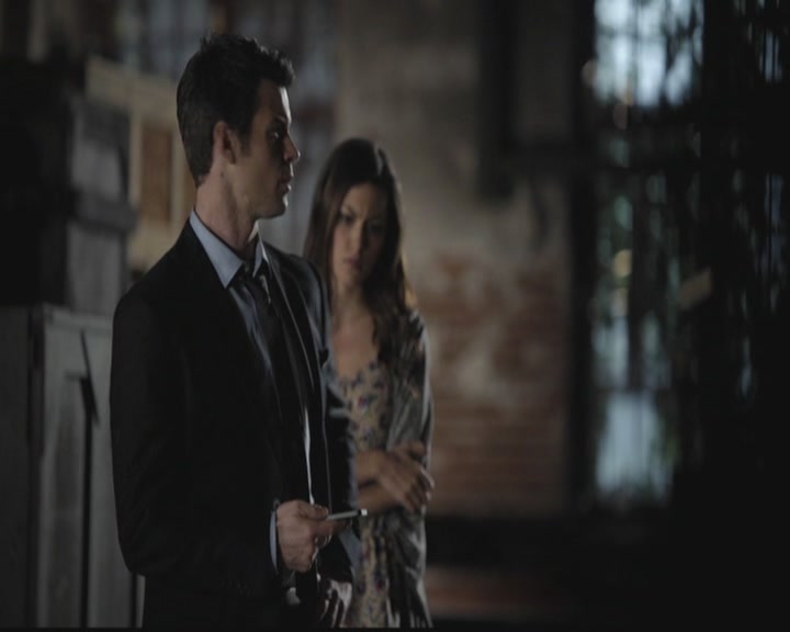 VampireDiariesWorld-dot-org_TheOriginals1x12DanceBackFromTheGrave1631.jpg