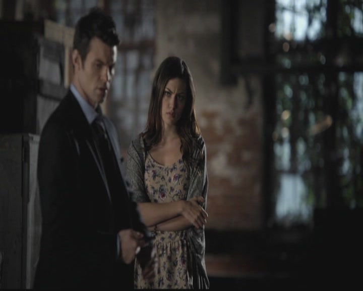 VampireDiariesWorld-dot-org_TheOriginals1x12DanceBackFromTheGrave1633.jpg