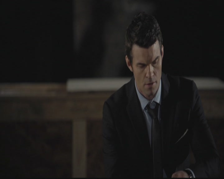 VampireDiariesWorld-dot-org_TheOriginals1x12DanceBackFromTheGrave1641.jpg