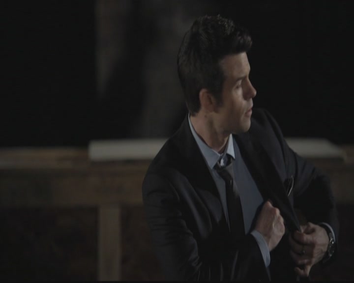 VampireDiariesWorld-dot-org_TheOriginals1x12DanceBackFromTheGrave1642.jpg