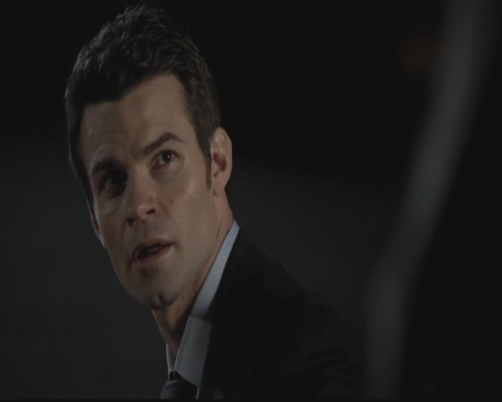 VampireDiariesWorld-dot-org_TheOriginals1x12DanceBackFromTheGrave1650.jpg