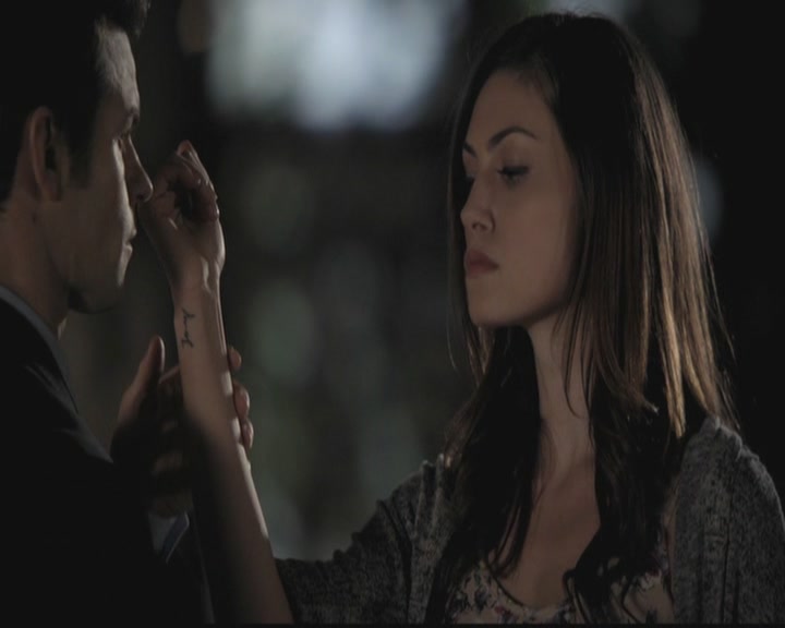 VampireDiariesWorld-dot-org_TheOriginals1x12DanceBackFromTheGrave1664.jpg