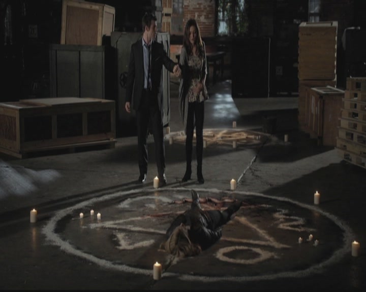 VampireDiariesWorld-dot-org_TheOriginals1x12DanceBackFromTheGrave1674.jpg