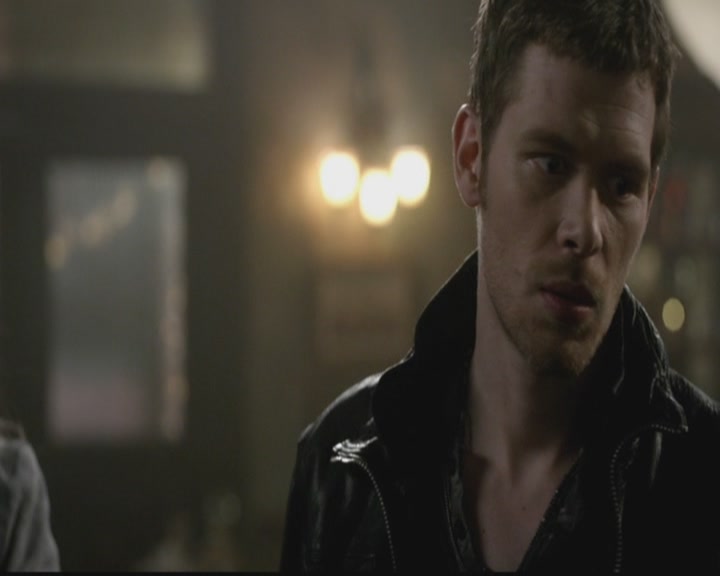 VampireDiariesWorld-dot-org_TheOriginals1x12DanceBackFromTheGrave1736.jpg