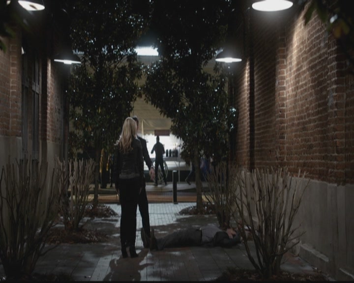 VampireDiariesWorld-dot-org_TheOriginals1x12DanceBackFromTheGrave1786.jpg