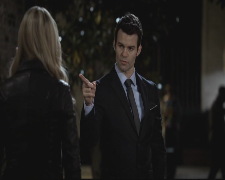 VampireDiariesWorld-dot-org_TheOriginals1x12DanceBackFromTheGrave1790.jpg