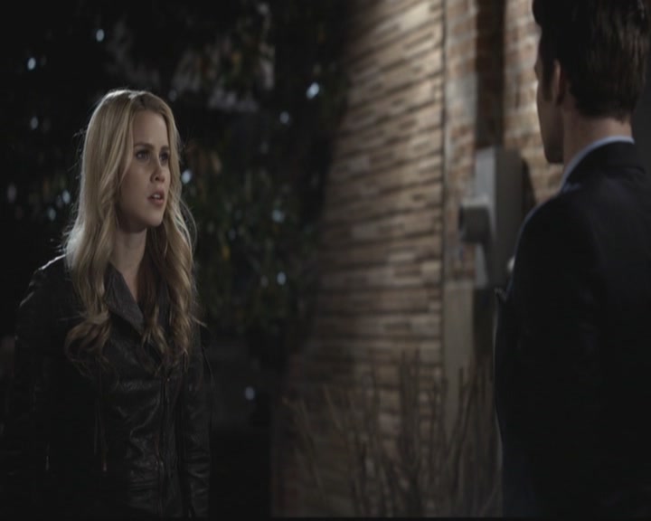 VampireDiariesWorld-dot-org_TheOriginals1x12DanceBackFromTheGrave1795.jpg