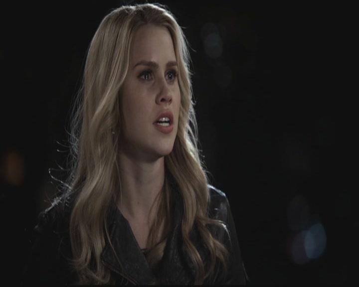 VampireDiariesWorld-dot-org_TheOriginals1x12DanceBackFromTheGrave1820.jpg