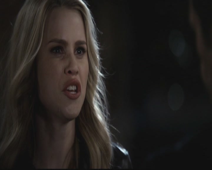 VampireDiariesWorld-dot-org_TheOriginals1x12DanceBackFromTheGrave1839.jpg