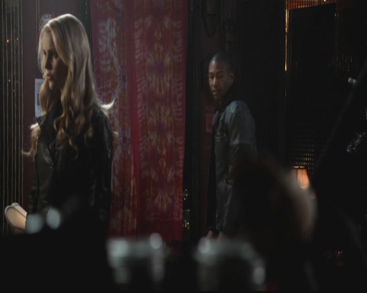 VampireDiariesWorld-dot-org_TheOriginals1x12DanceBackFromTheGrave1863.jpg