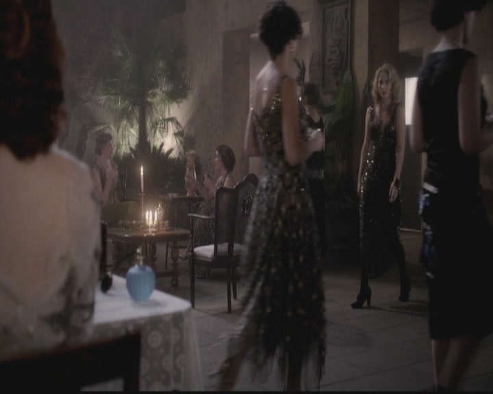 VampireDiariesWorld-dot-org_TheOriginals1x12DanceBackFromTheGrave1884.jpg