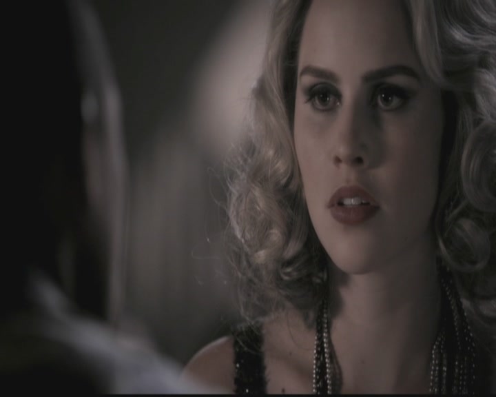 VampireDiariesWorld-dot-org_TheOriginals1x12DanceBackFromTheGrave1971.jpg