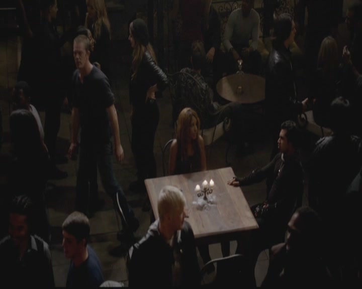 VampireDiariesWorld-dot-org_TheOriginals1x12DanceBackFromTheGrave2033.jpg