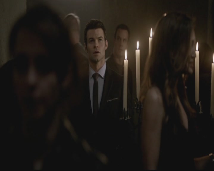 VampireDiariesWorld-dot-org_TheOriginals1x12DanceBackFromTheGrave2039.jpg