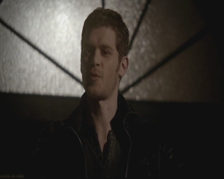 VampireDiariesWorld-dot-org_TheOriginals1x12DanceBackFromTheGrave2055.jpg