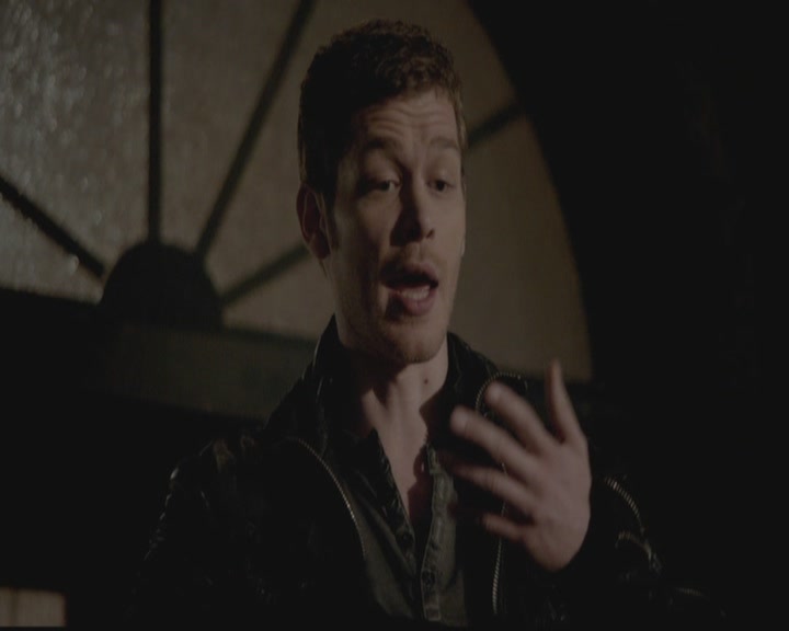 VampireDiariesWorld-dot-org_TheOriginals1x12DanceBackFromTheGrave2066.jpg