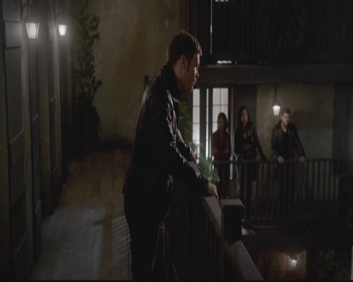 VampireDiariesWorld-dot-org_TheOriginals1x12DanceBackFromTheGrave2081.jpg
