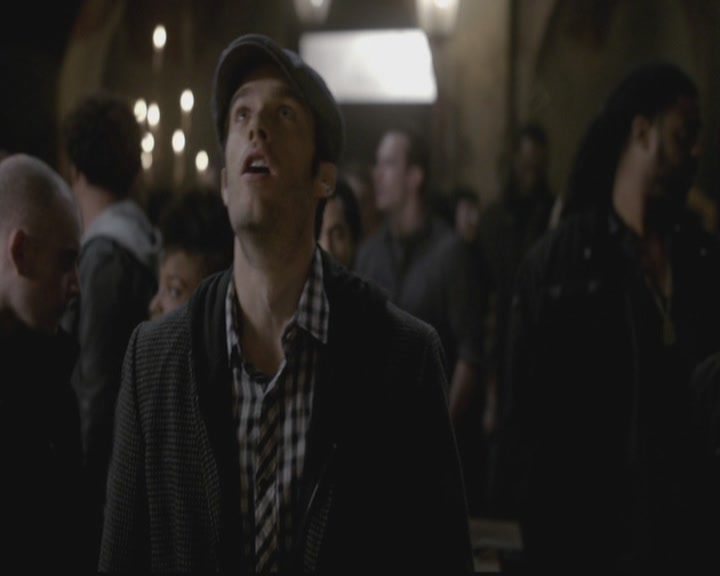VampireDiariesWorld-dot-org_TheOriginals1x12DanceBackFromTheGrave2109.jpg