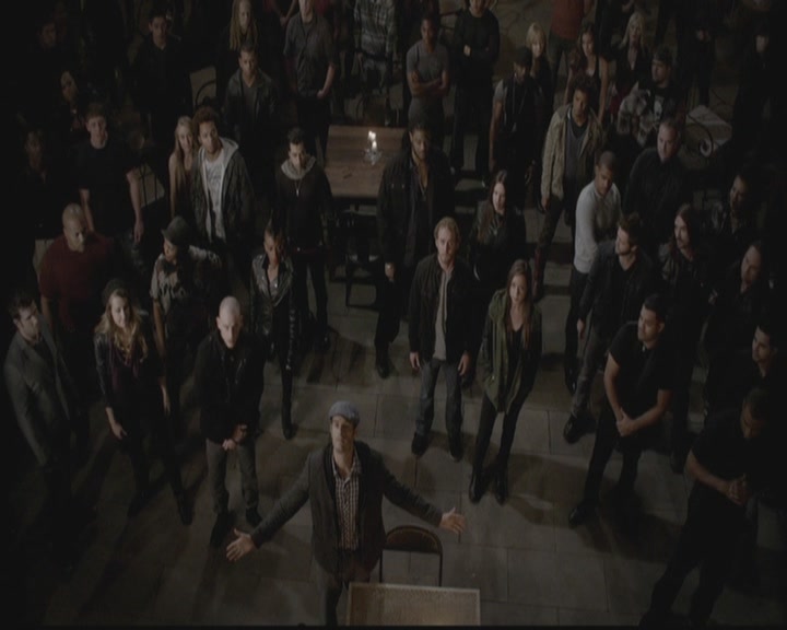 VampireDiariesWorld-dot-org_TheOriginals1x12DanceBackFromTheGrave2111.jpg