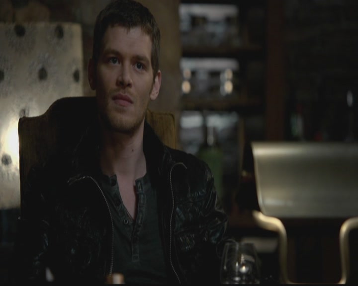 VampireDiariesWorld-dot-org_TheOriginals1x12DanceBackFromTheGrave2197.jpg