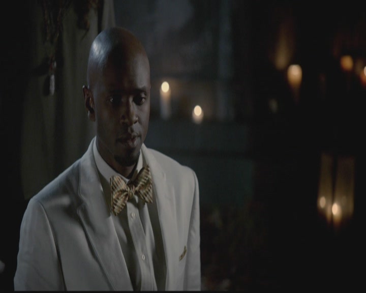 VampireDiariesWorld-dot-org_TheOriginals1x12DanceBackFromTheGrave2303.jpg