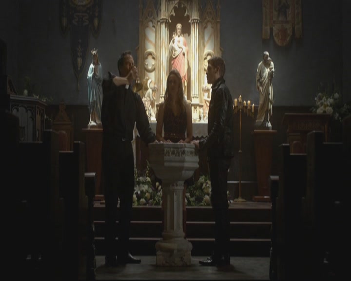 VampireDiariesWorld-dot-org_TheOriginals1x3CresentCity1429.jpg