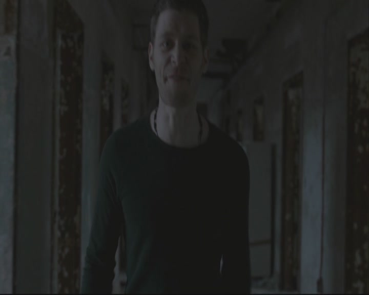 VampireDiariesWorld-dot-org_TheOriginals1x14LongWayBackFromHell-deletedscene0042.jpg