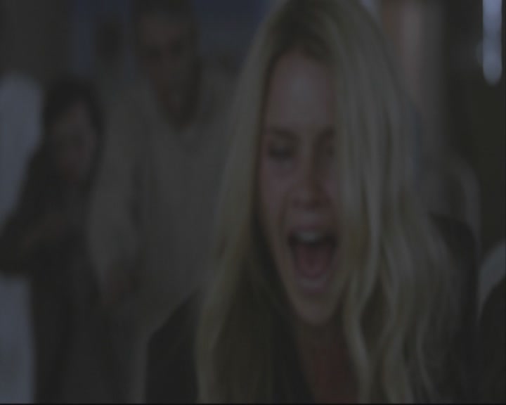 VampireDiariesWorld-dot-org_TheOriginals1x14LongWayBackFromHell-deletedscene0083.jpg