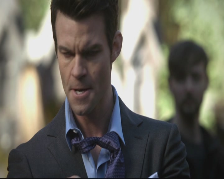 VampireDiariesWorld-dot-org_TheOriginals1x4LongWayBackFromHell0244.jpg