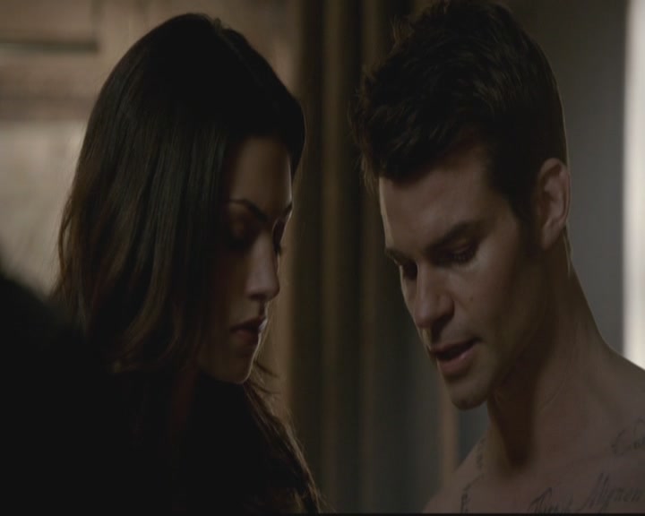 VampireDiariesWorld-dot-org_TheOriginals1x4LongWayBackFromHell0532.jpg