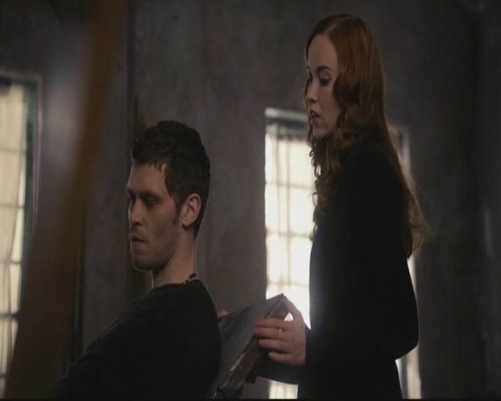 VampireDiariesWorld-dot-org_TheOriginals1x4LongWayBackFromHell0952.jpg