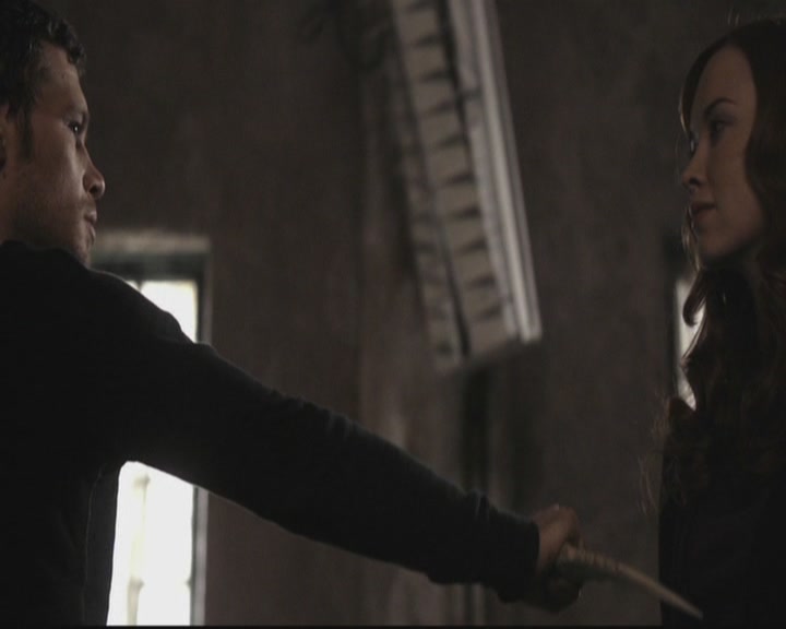 VampireDiariesWorld-dot-org_TheOriginals1x4LongWayBackFromHell2027.jpg