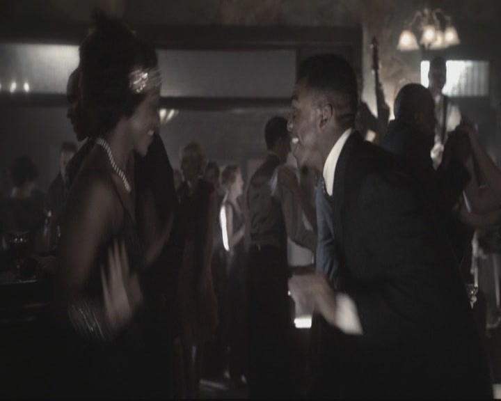 VampireDiariesWorld-dot-org_TheOriginals1x15LeGrandGuignol0057.jpg