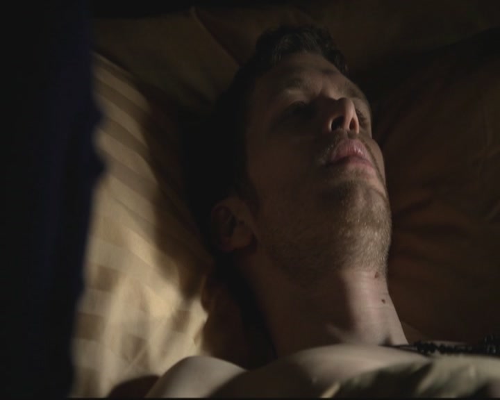 VampireDiariesWorld-dot-org_TheOriginals1x15LeGrandGuignol0345.jpg