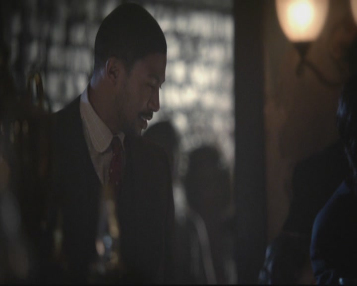 VampireDiariesWorld-dot-org_TheOriginals1x15LeGrandGuignol0385.jpg