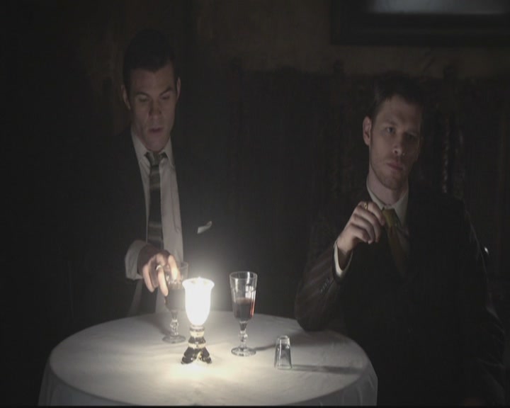 VampireDiariesWorld-dot-org_TheOriginals1x15LeGrandGuignol0387.jpg