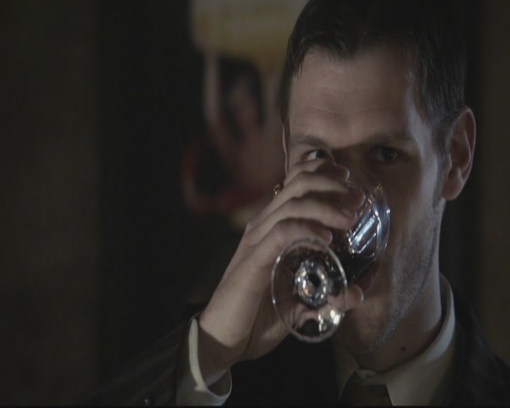 VampireDiariesWorld-dot-org_TheOriginals1x15LeGrandGuignol0437.jpg