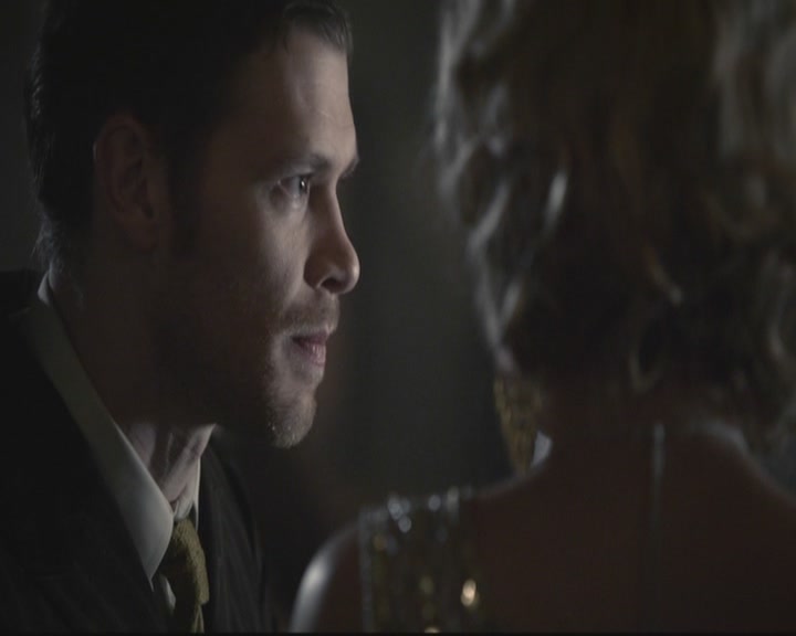 VampireDiariesWorld-dot-org_TheOriginals1x15LeGrandGuignol0456.jpg