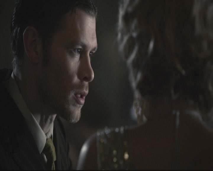 VampireDiariesWorld-dot-org_TheOriginals1x15LeGrandGuignol0458.jpg