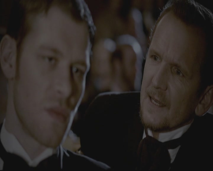 VampireDiariesWorld-dot-org_TheOriginals1x15LeGrandGuignol1758.jpg