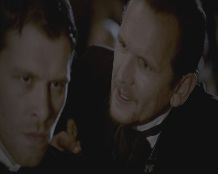 VampireDiariesWorld-dot-org_TheOriginals1x15LeGrandGuignol1784.jpg