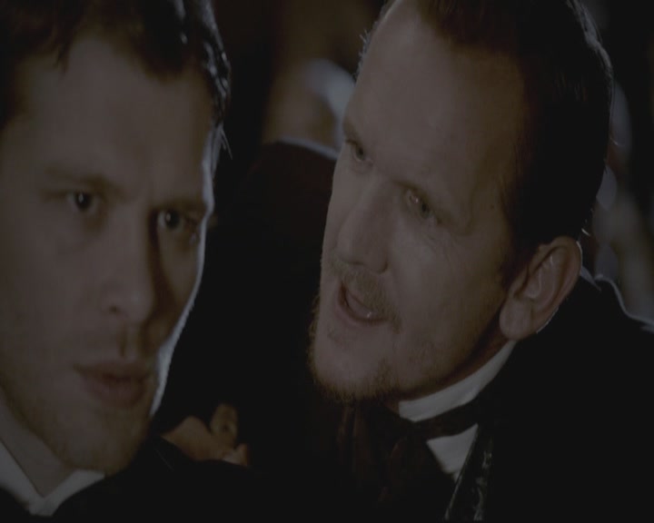 VampireDiariesWorld-dot-org_TheOriginals1x15LeGrandGuignol1785.jpg