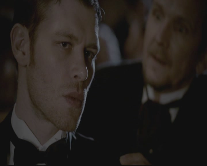 VampireDiariesWorld-dot-org_TheOriginals1x15LeGrandGuignol1794.jpg