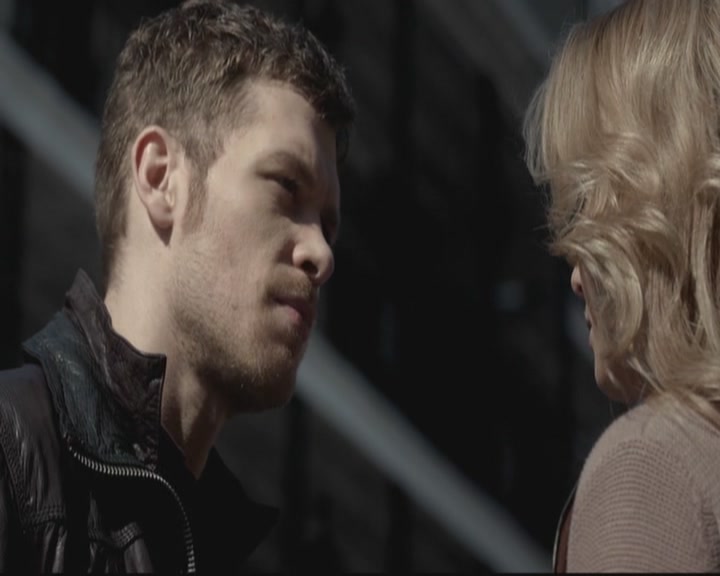 VampireDiariesWorld-dot-org_TheOriginals1x15LeGrandGuignol1910.jpg