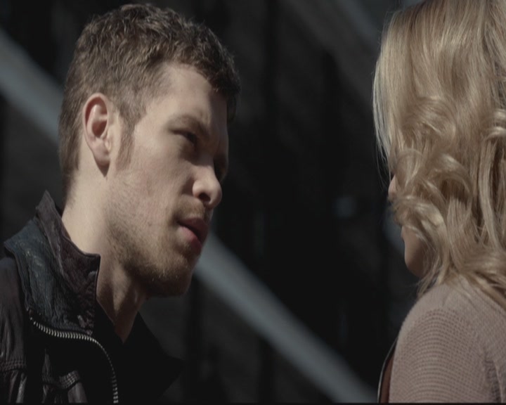 VampireDiariesWorld-dot-org_TheOriginals1x15LeGrandGuignol1912.jpg