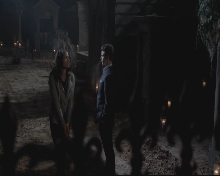 VampireDiariesWorld-dot-org_TheOriginals1x15LeGrandGuignol1938.jpg