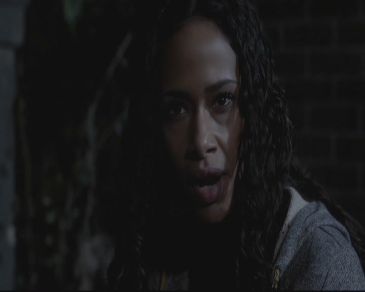 VampireDiariesWorld-dot-org_TheOriginals1x15LeGrandGuignol1949.jpg