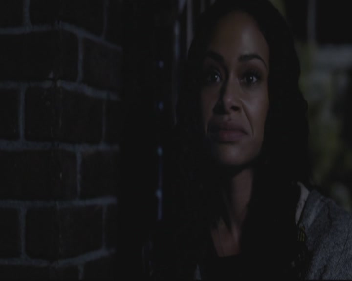 VampireDiariesWorld-dot-org_TheOriginals1x15LeGrandGuignol1967.jpg